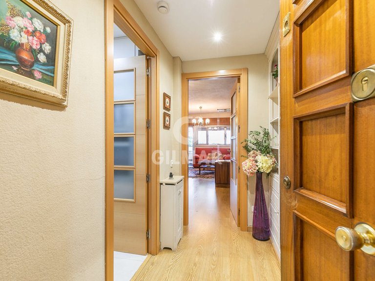 Apartment for Sale in Madrid, Madrid 24
