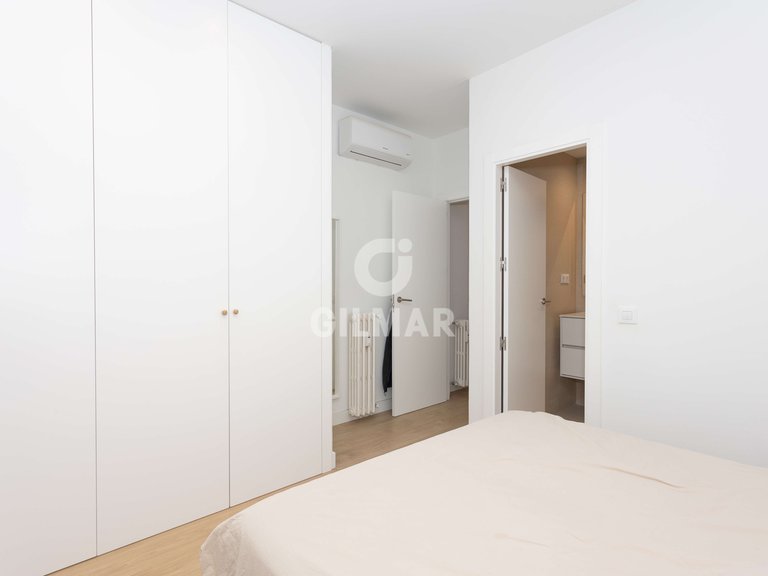 Apartment for Sale in Madrid, Madrid 8