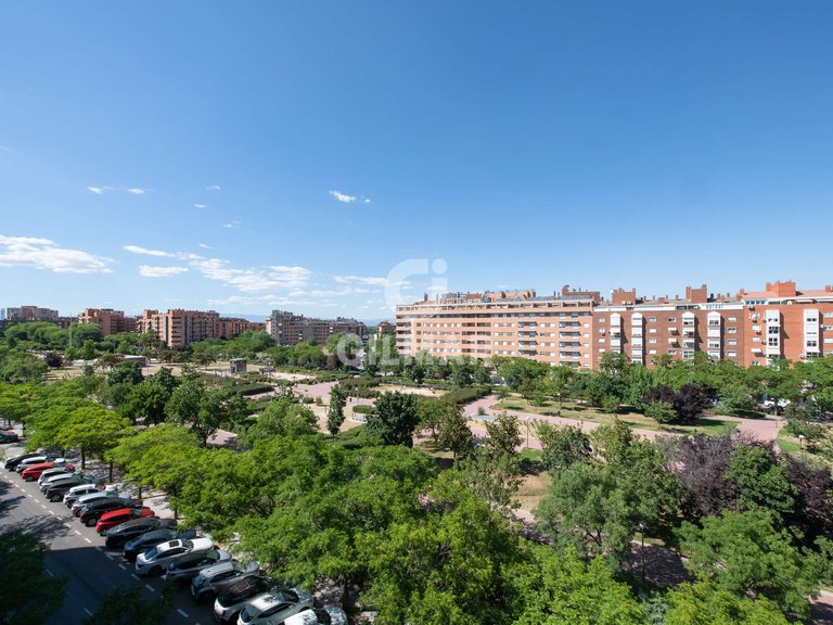 Apartment for Sale in Madrid, Madrid 31