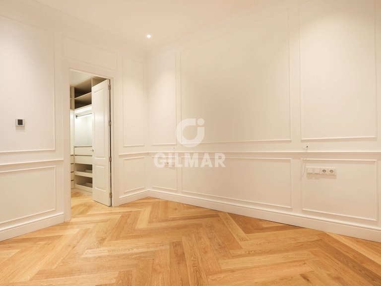 Apartment for Sale in Madrid, Madrid 24