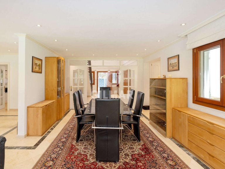 Villa for Sale in Estepona, Malaga 8
