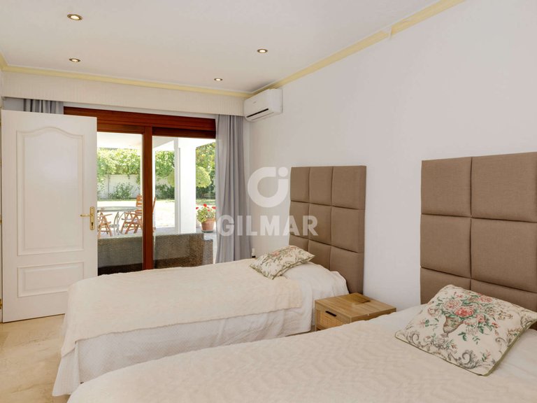 Villa for Sale in Estepona, Malaga 36