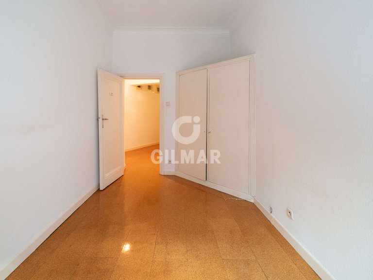 Apartment for Sale in Madrid, Madrid 5
