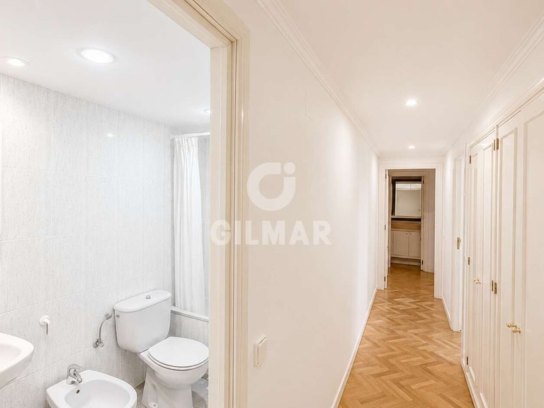 Apartment for Rent in Madrid, Madrid 13