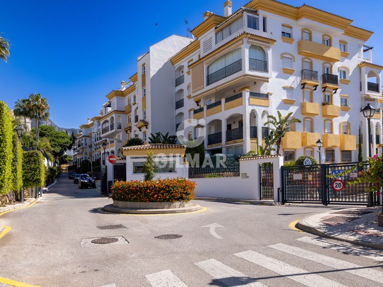 Apartment for Sale in Marbella, Malaga 33