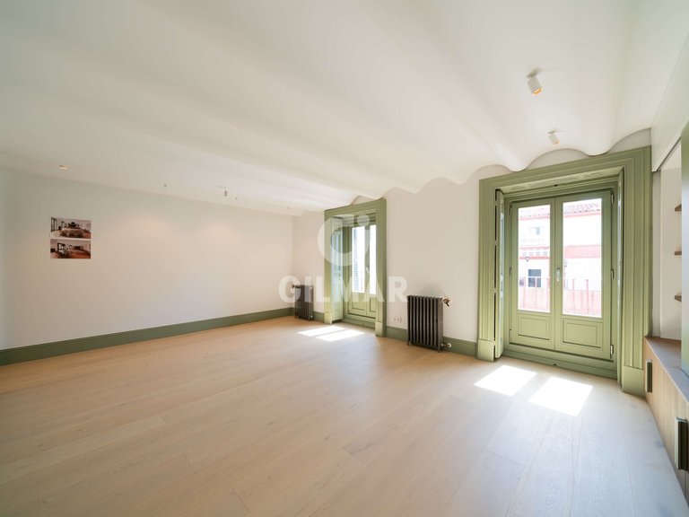 Apartment for Sale in Madrid, Madrid 5