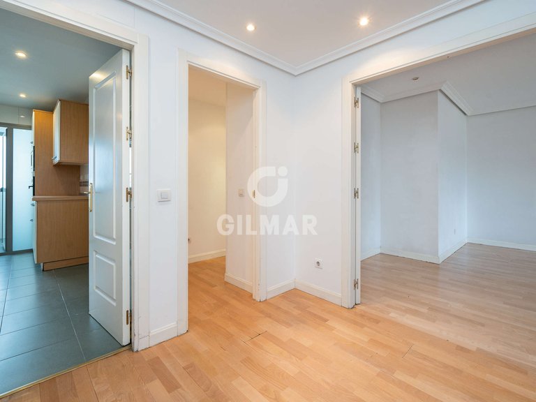 Apartment for Sale in Madrid, Madrid 3