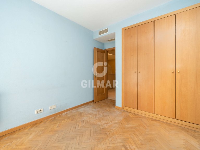 Town House for Sale in Madrid, Madrid 25