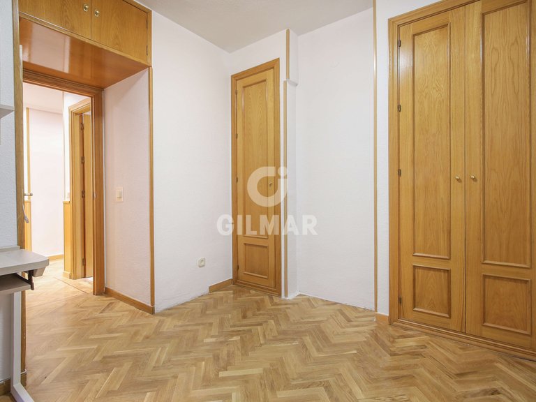 Apartment for Rent in Madrid, Madrid 19