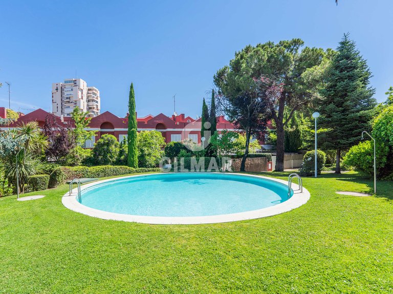 Town House for Sale in Madrid, Madrid 1
