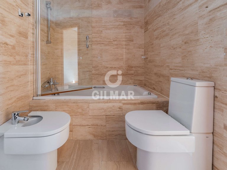 Apartment for Sale in Madrid, Madrid 21