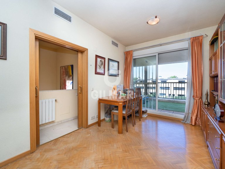 Town House for Sale in Madrid, Madrid 14