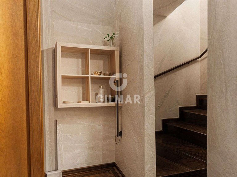 Town House for Sale in San Lorenzo De El Escorial, Madrid 6