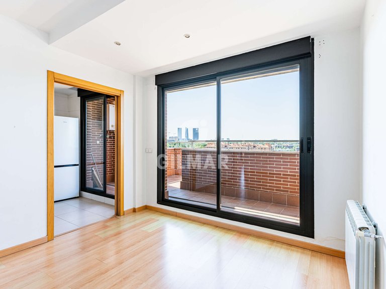 Penthouse for Sale in Madrid, Madrid 7