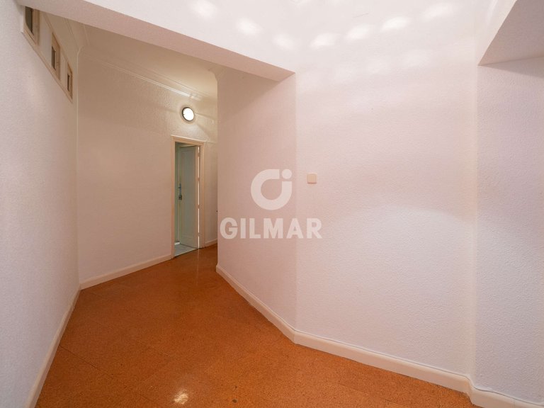 Apartment for Sale in Madrid, Madrid 8