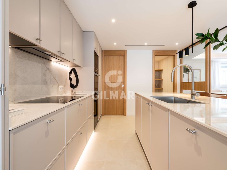 Apartment for Sale in Madrid, Madrid 14