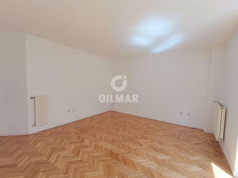 Apartment for Rent in Madrid, Madrid 5