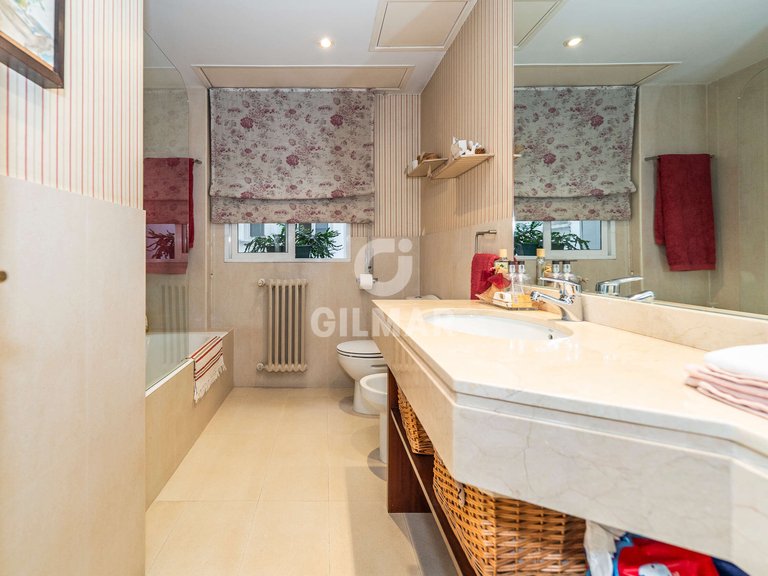 Apartment for Sale in Madrid, Madrid 20