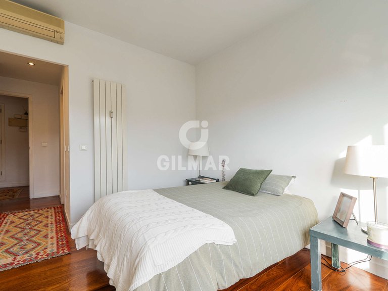 Apartment for Sale in Madrid, Madrid 16