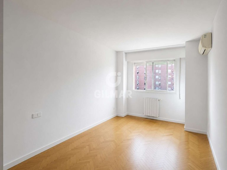 Apartment for Rent in Madrid, Madrid 20