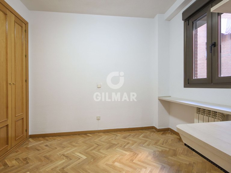 Apartment for Rent in Madrid, Madrid 18