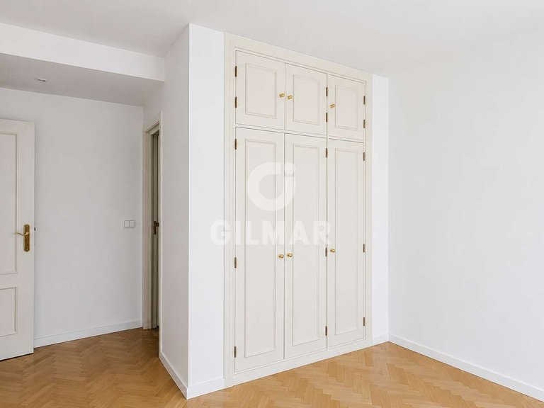Apartment for Rent in Madrid, Madrid 18