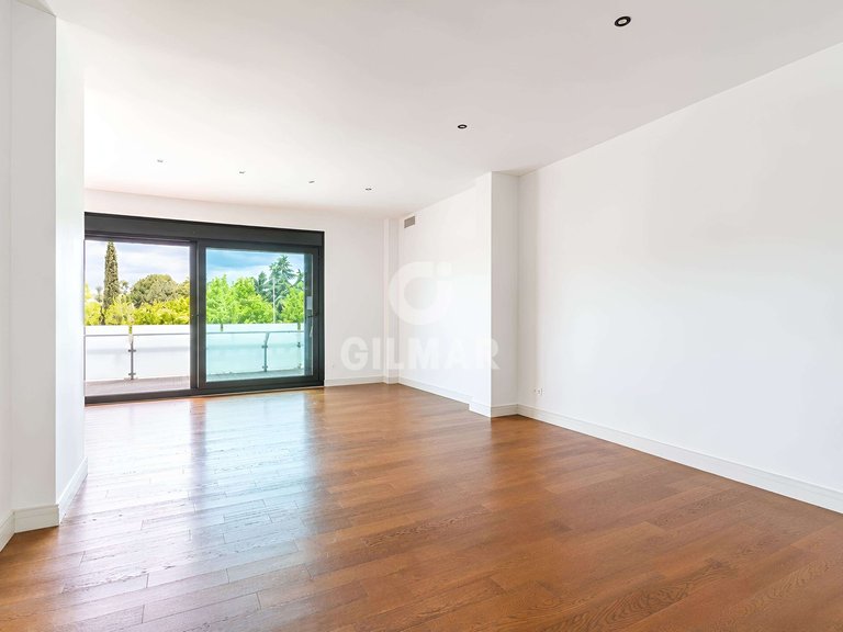 Apartment for Sale in Madrid, Madrid 12