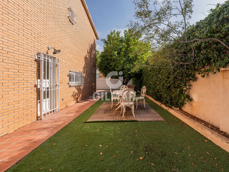 Town House for Rent in Madrid, Madrid 2