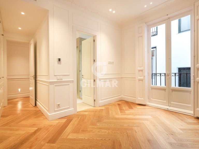 Apartment for Sale in Madrid, Madrid 12