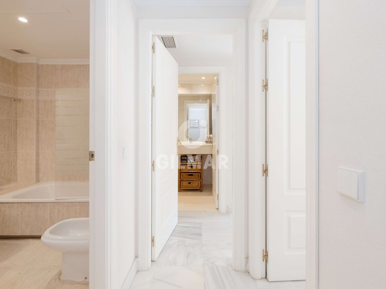 Apartment for Sale in Marbella, Malaga 18
