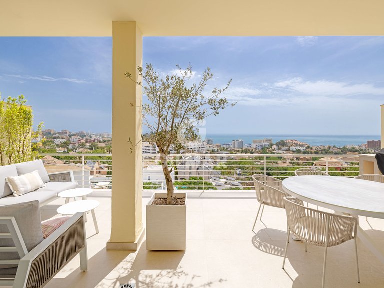 Town House for Sale in BenalmÁdena, Malaga 11