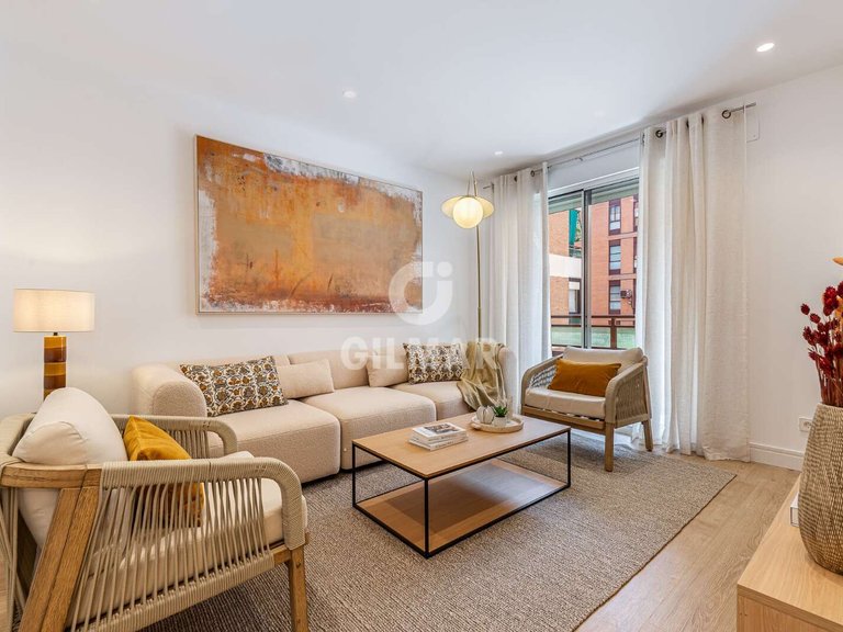 Apartment for Sale in Madrid, Madrid 5
