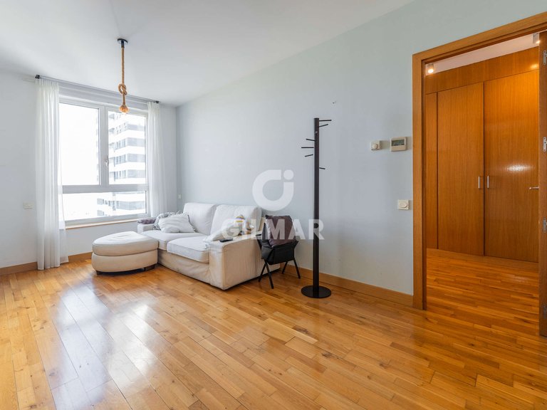 Apartment for Sale in Madrid, Madrid 27