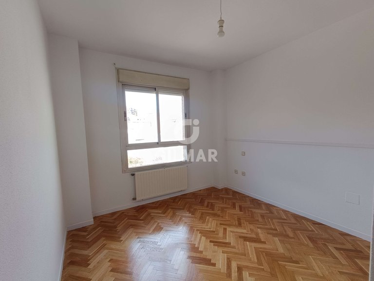 Apartment for Rent in Madrid, Madrid 26