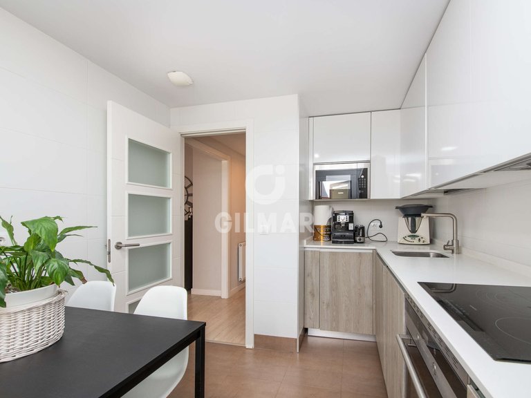 Apartment for Sale in Madrid, Madrid 17