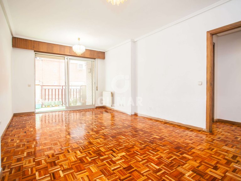 Apartment for Sale in Madrid, Madrid 2