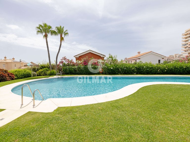 Town House for Sale in BenalmÁdena, Malaga 8