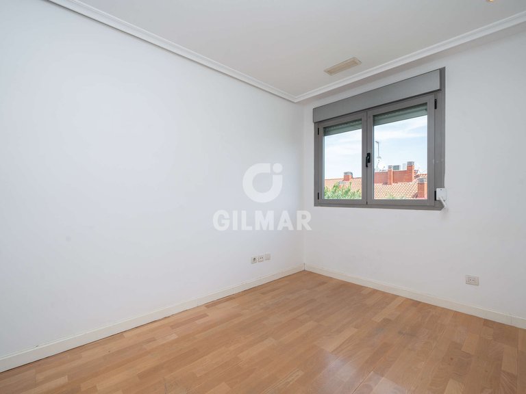 Apartment for Sale in Madrid, Madrid 28