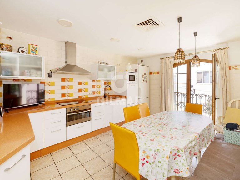 Town House for Sale in Estepona, Malaga 19
