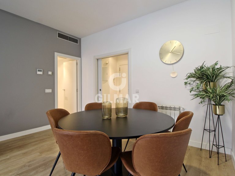 Apartment for Sale in Madrid, Madrid 11