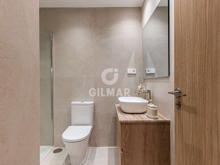 Apartment for Sale in Madrid, Madrid 17