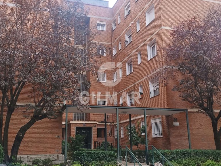 Apartment for Rent in Madrid, Madrid 41