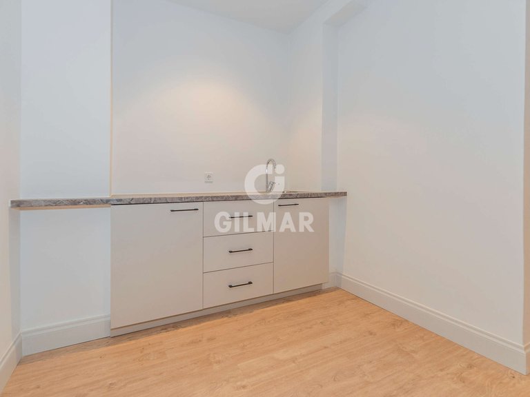 Apartment for Sale in Madrid, Madrid 28