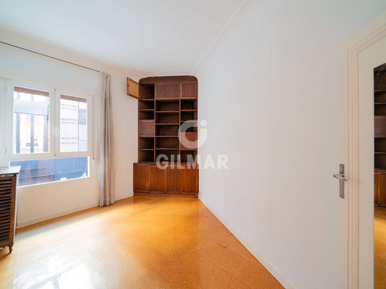 Apartment for Sale in Madrid, Madrid 9