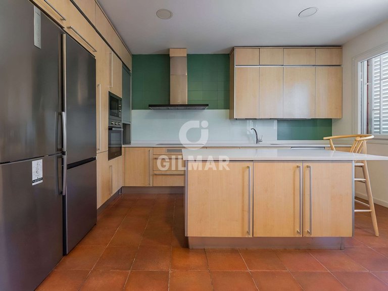 Town House for Sale in Madrid, Madrid 15