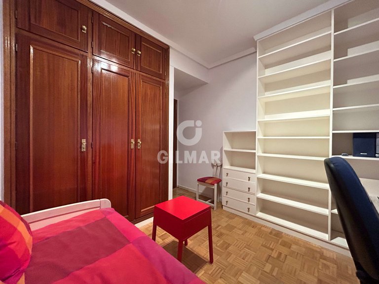 Apartment for Rent in Madrid, Madrid 9