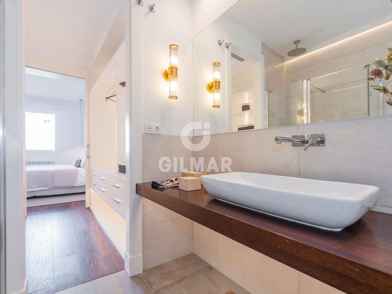 Apartment for Sale in Madrid, Madrid 28