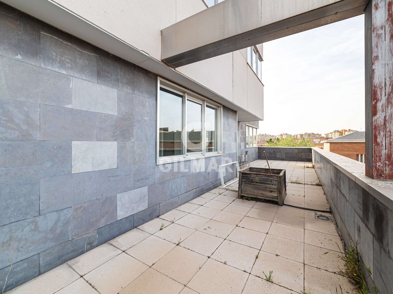 Commercial for Rent in Madrid, Madrid 8