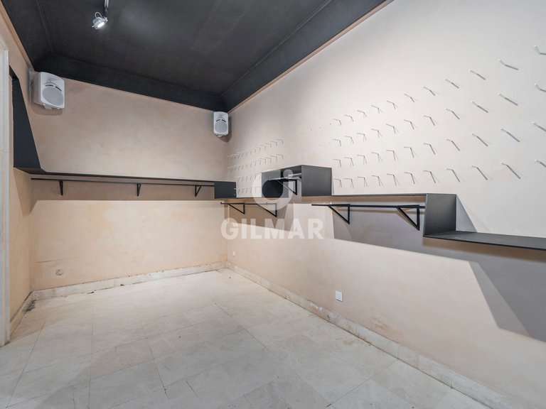Commercial for Rent in Madrid, Madrid 8