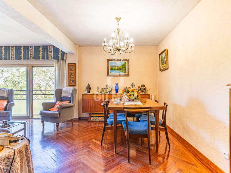 Apartment for Sale in Madrid, Madrid 6